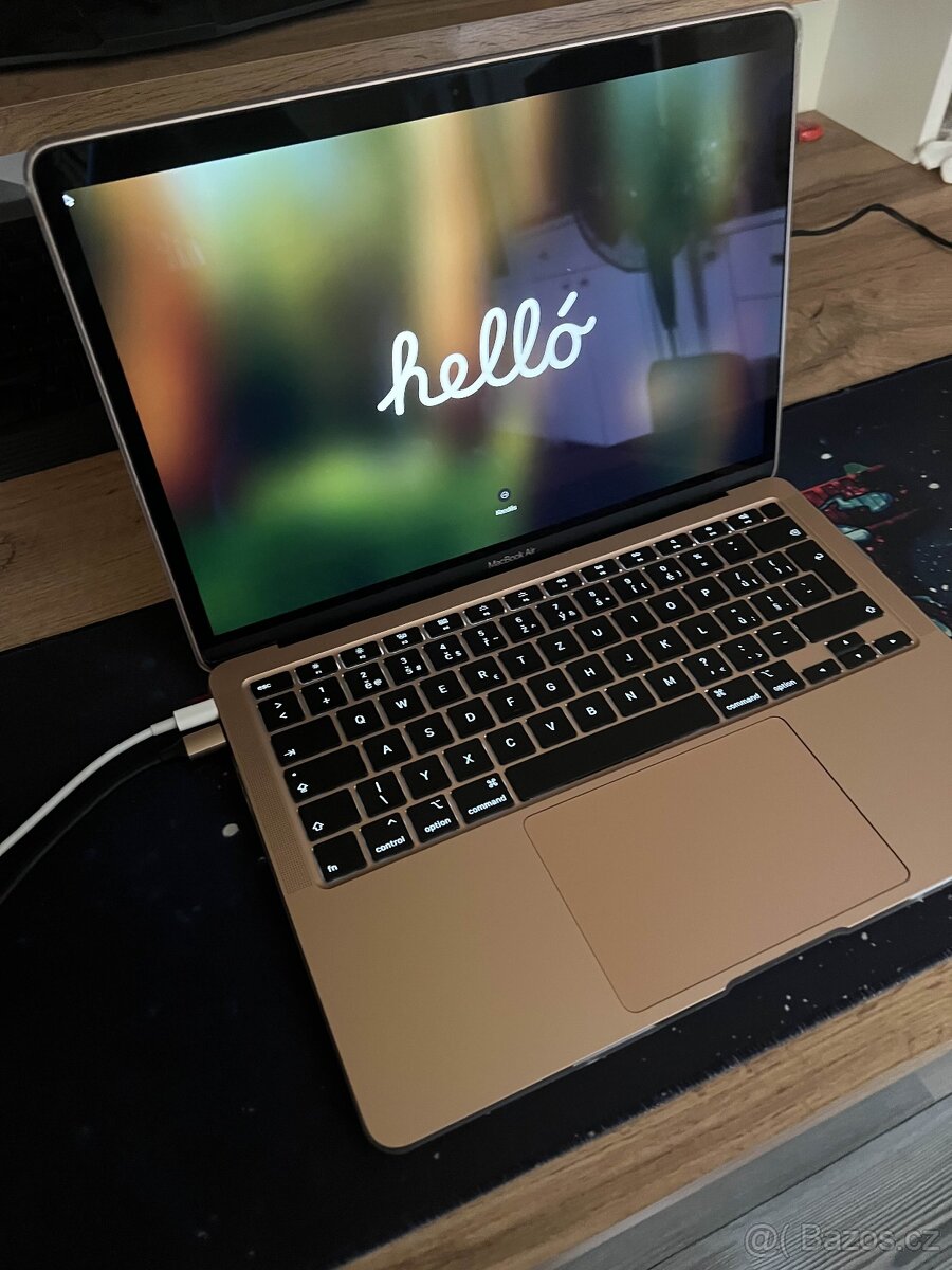 MacBook Air (Retina, 13palcový, 2020)