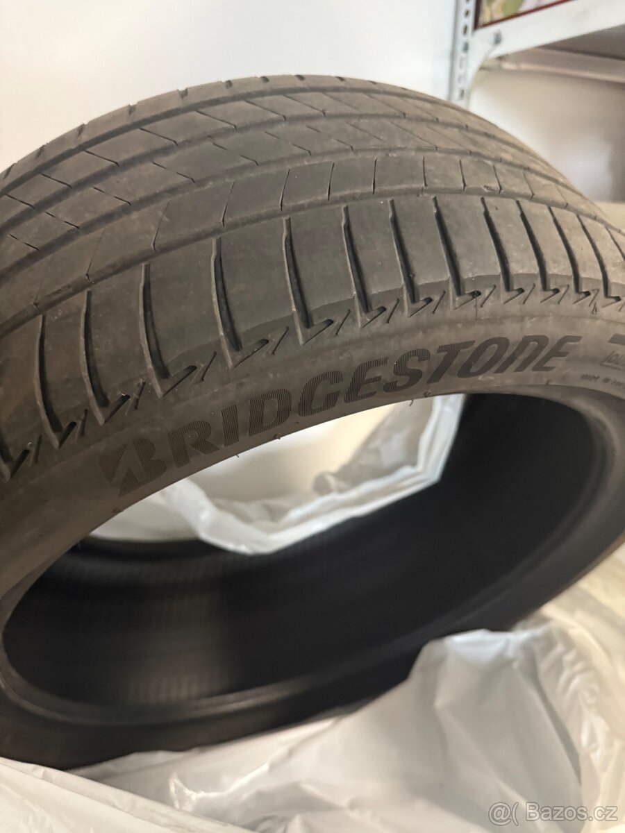 Letní pneumatiky 4x Brigestome 245/40 R19