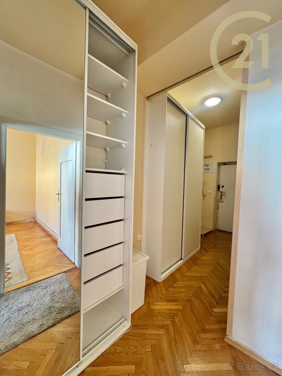 2+kk Brno- střed, ul. Tučkova, 5.NP/6, výtah, CP: 50 m2