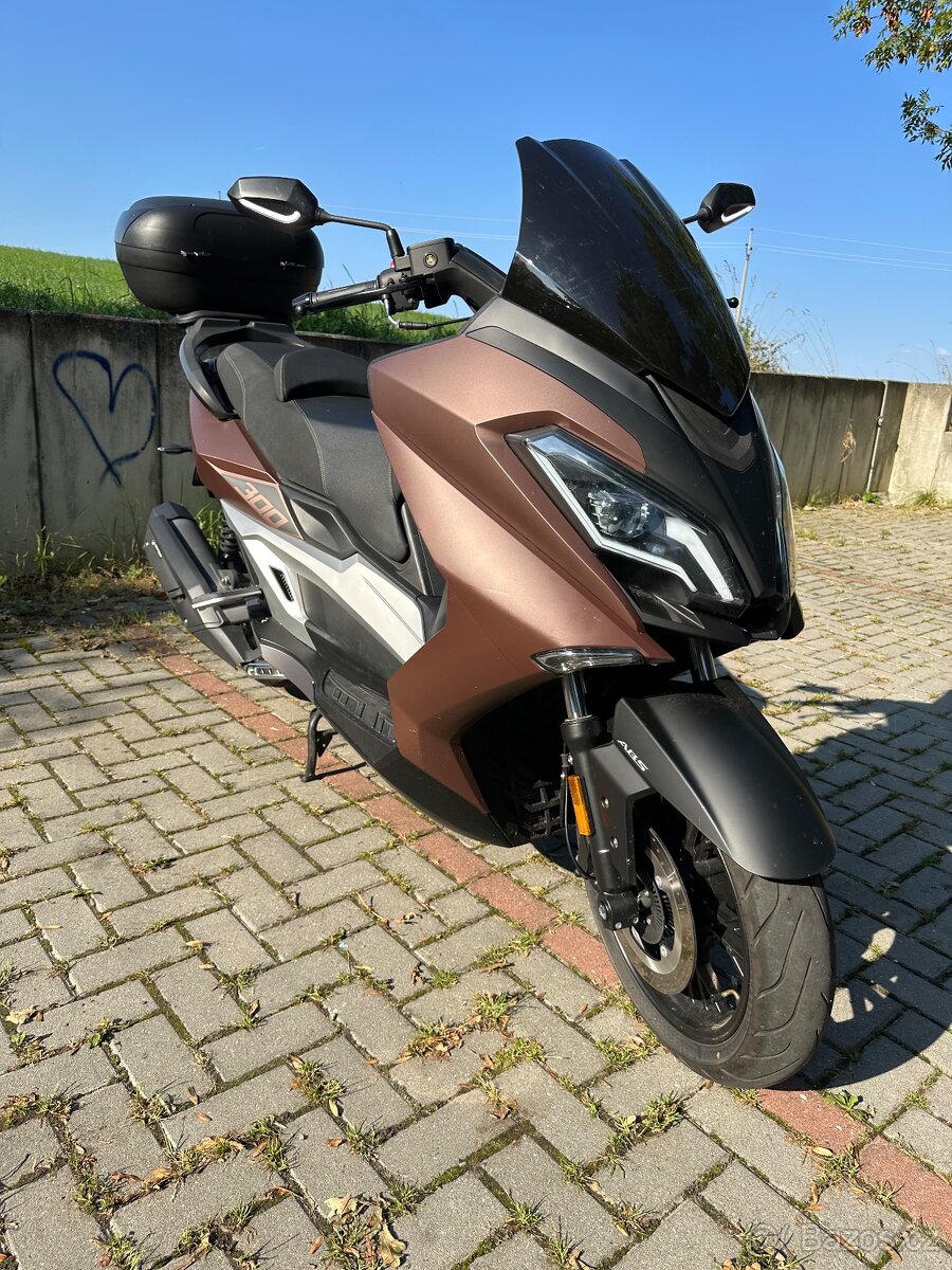 Prodám skútr MAXON Discover 300 – r.v. 2021, 9 000 km