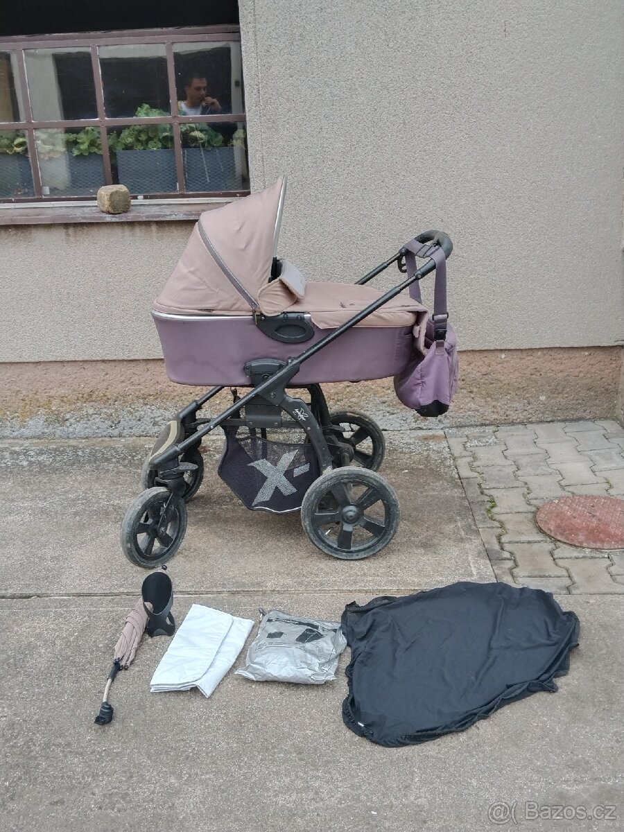 Kočárek x-lander