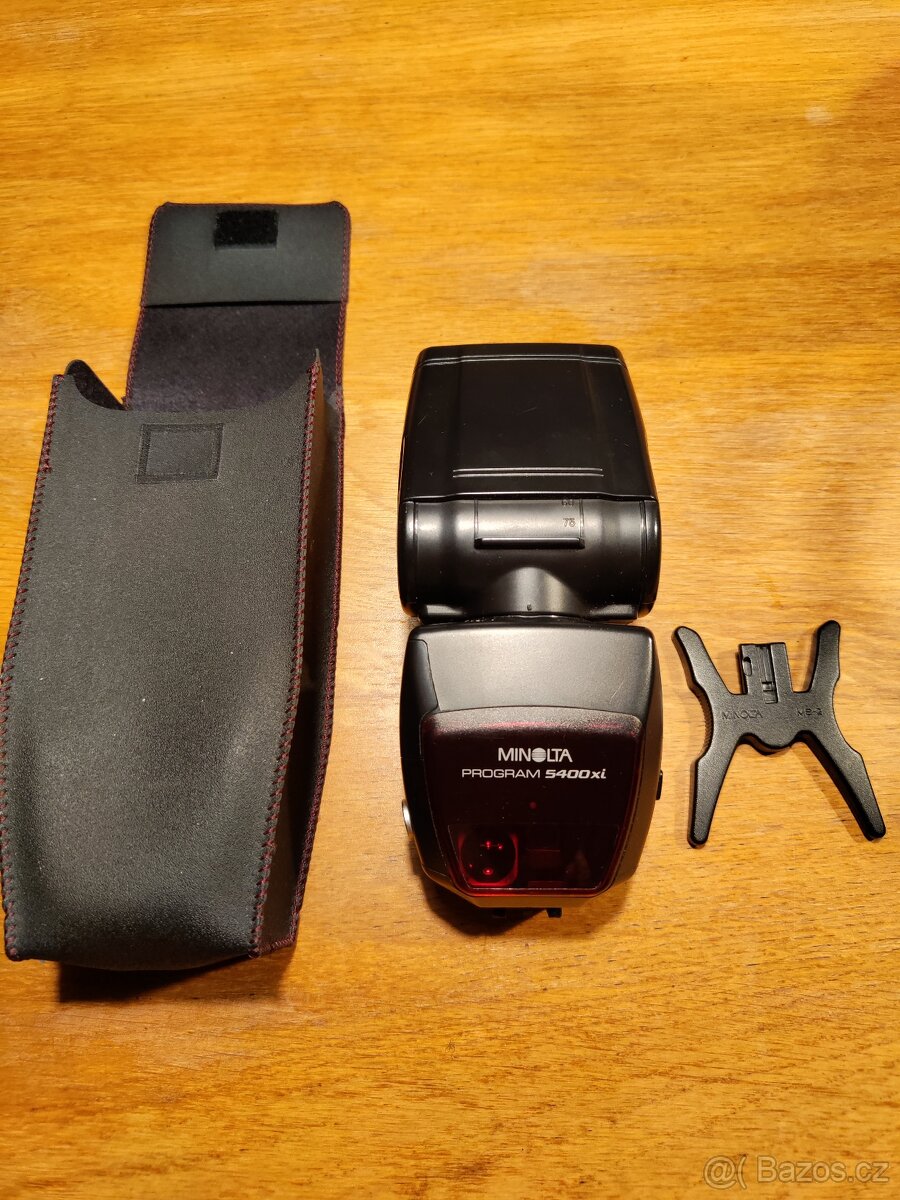 Blesk Minolta 5400 xi