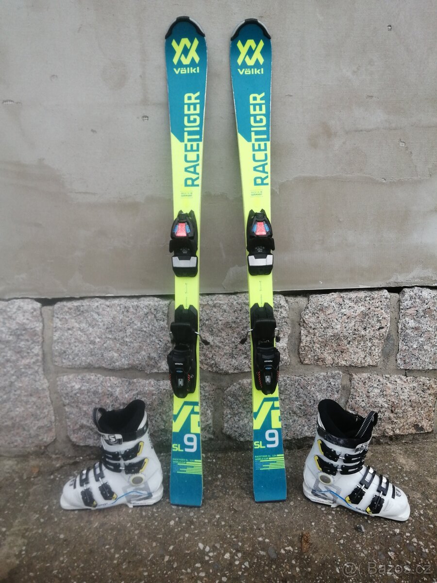 lyže 124 +lyžáky 23