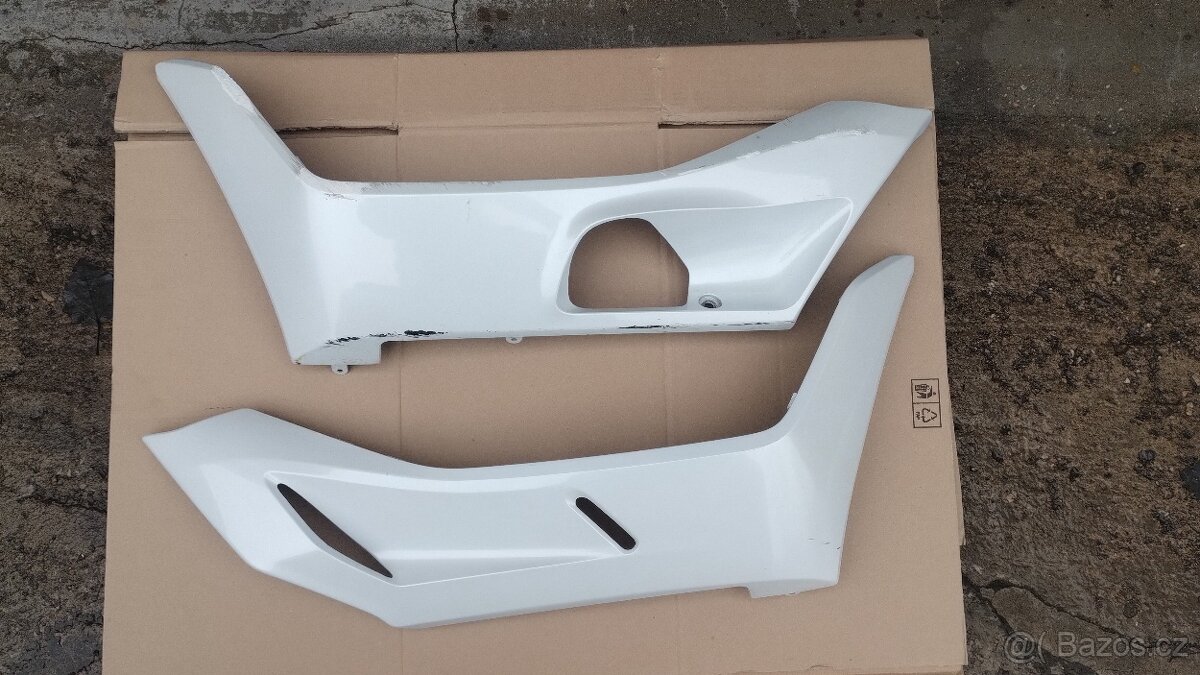 Honda pcx 125 model 2018-20 L a P spodni plasty pod naslap