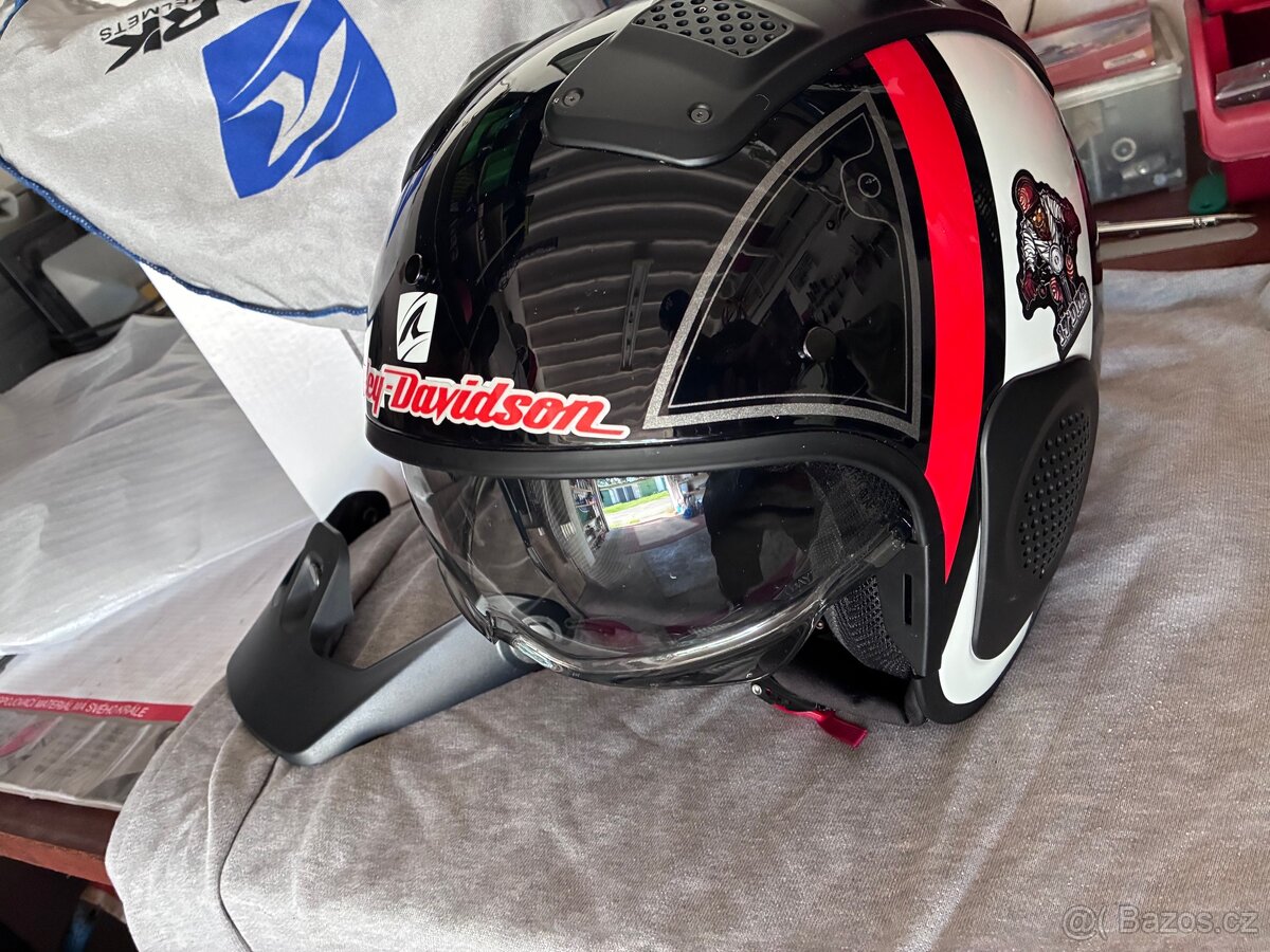 Shark helma L 59/60 Nove 10 z 10