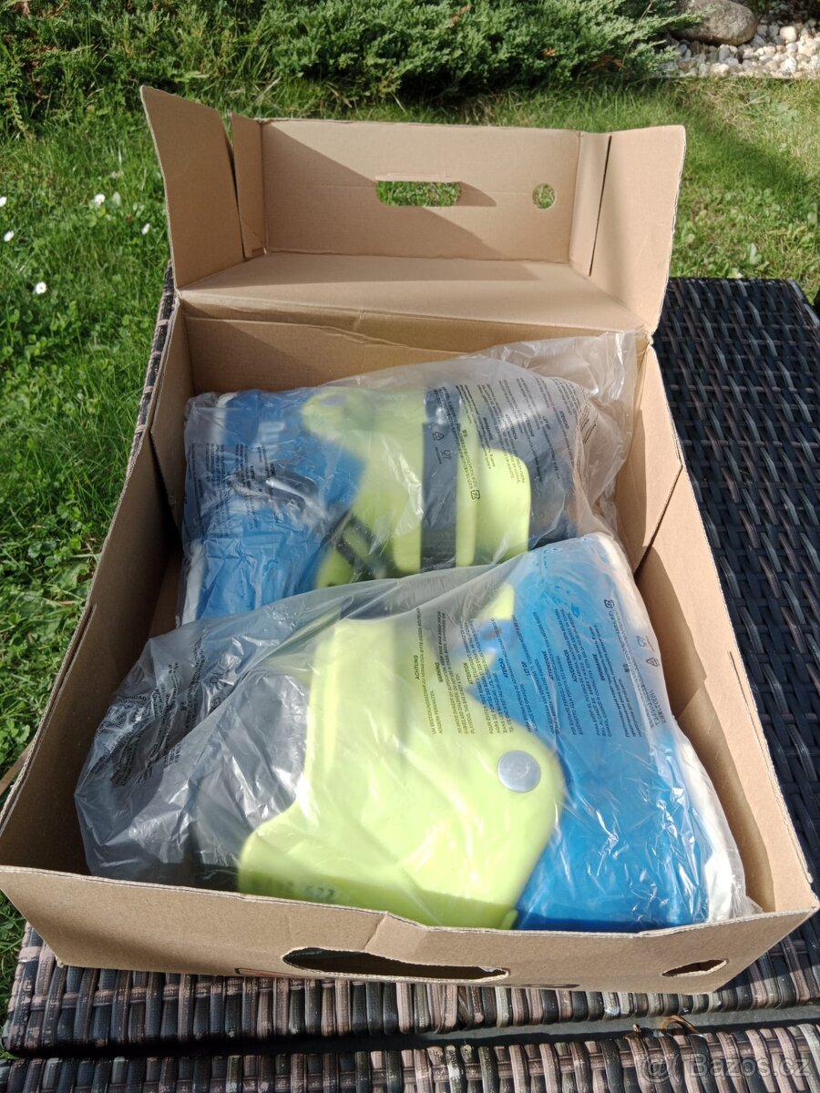 Dětské lyžařské boty/lyžáky/přezkáče Dalbello mondo 22,5