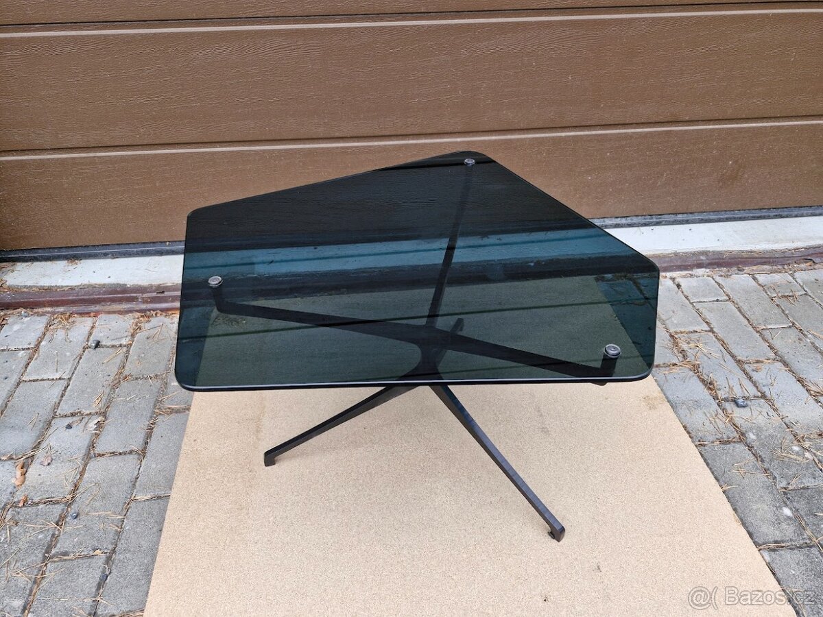 Konferenční stolek Dark Space