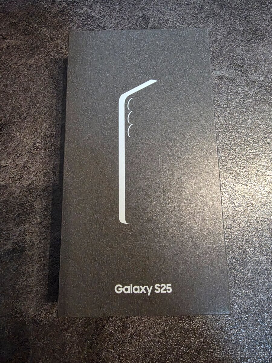 Samsung Galaxy S25 (novy, nerozbaleny)