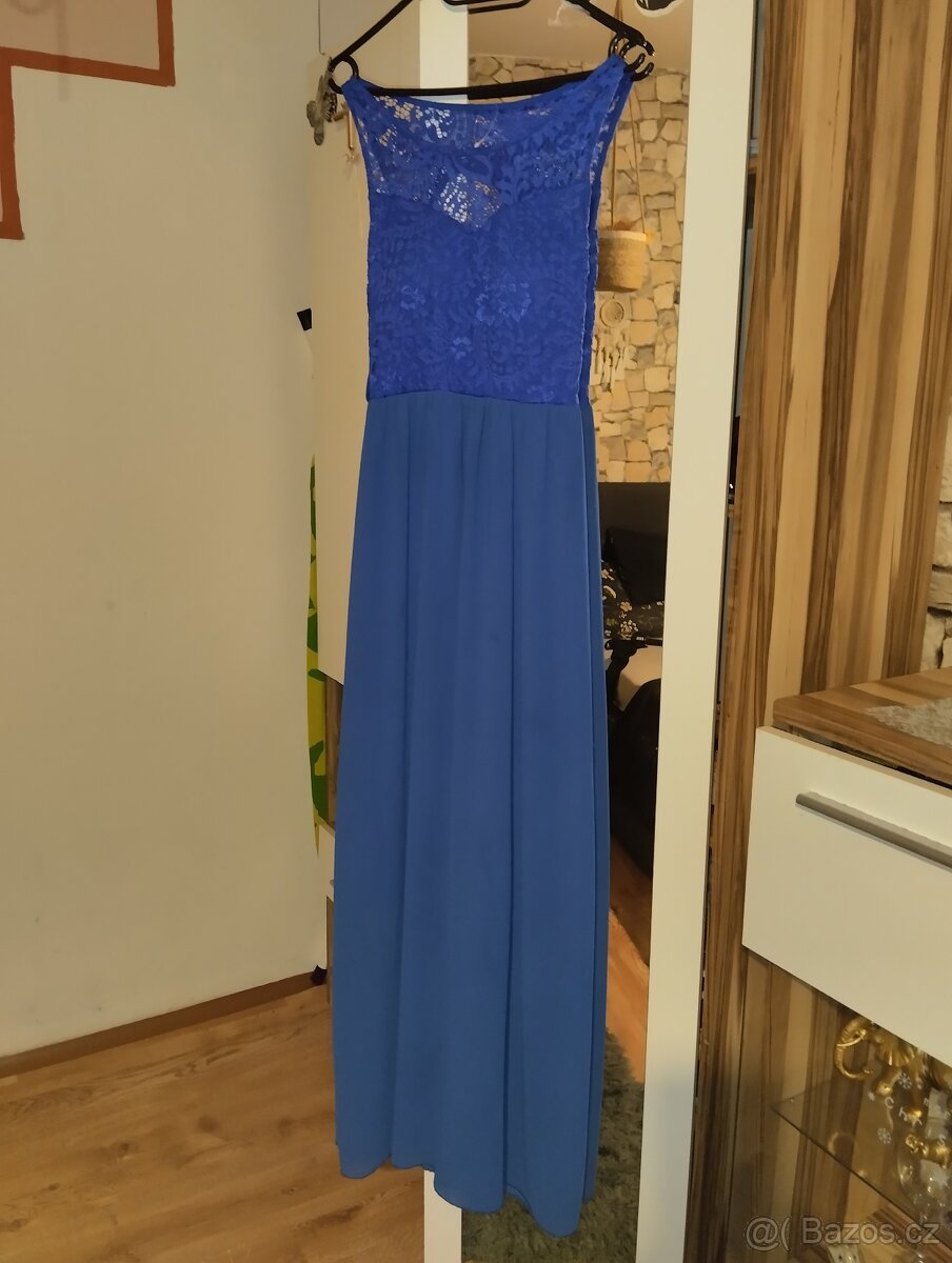 Dámské společenské šaty