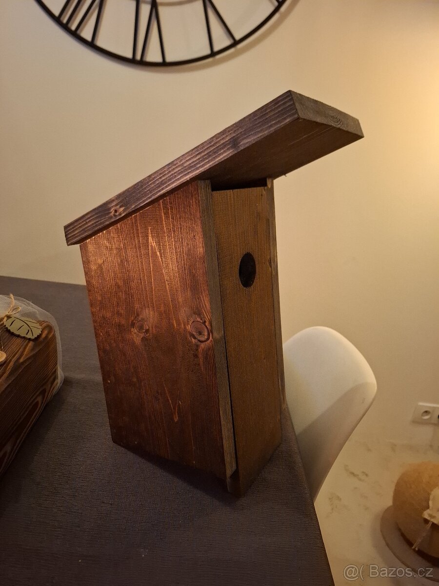 Budka pro venkovní ptactvo