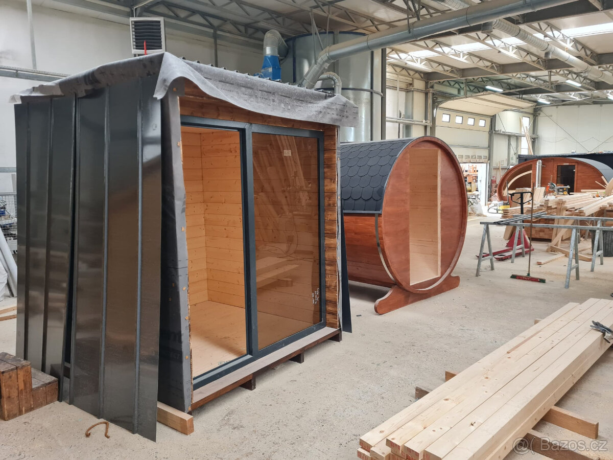 Venkovní finská panoramatická sauna