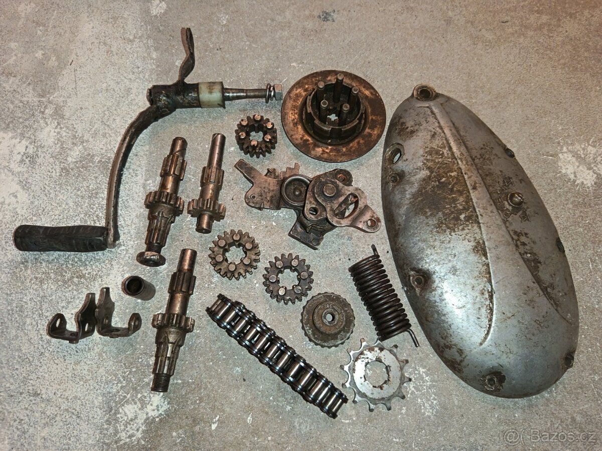 Sada Dílů - Pionýr - Motor