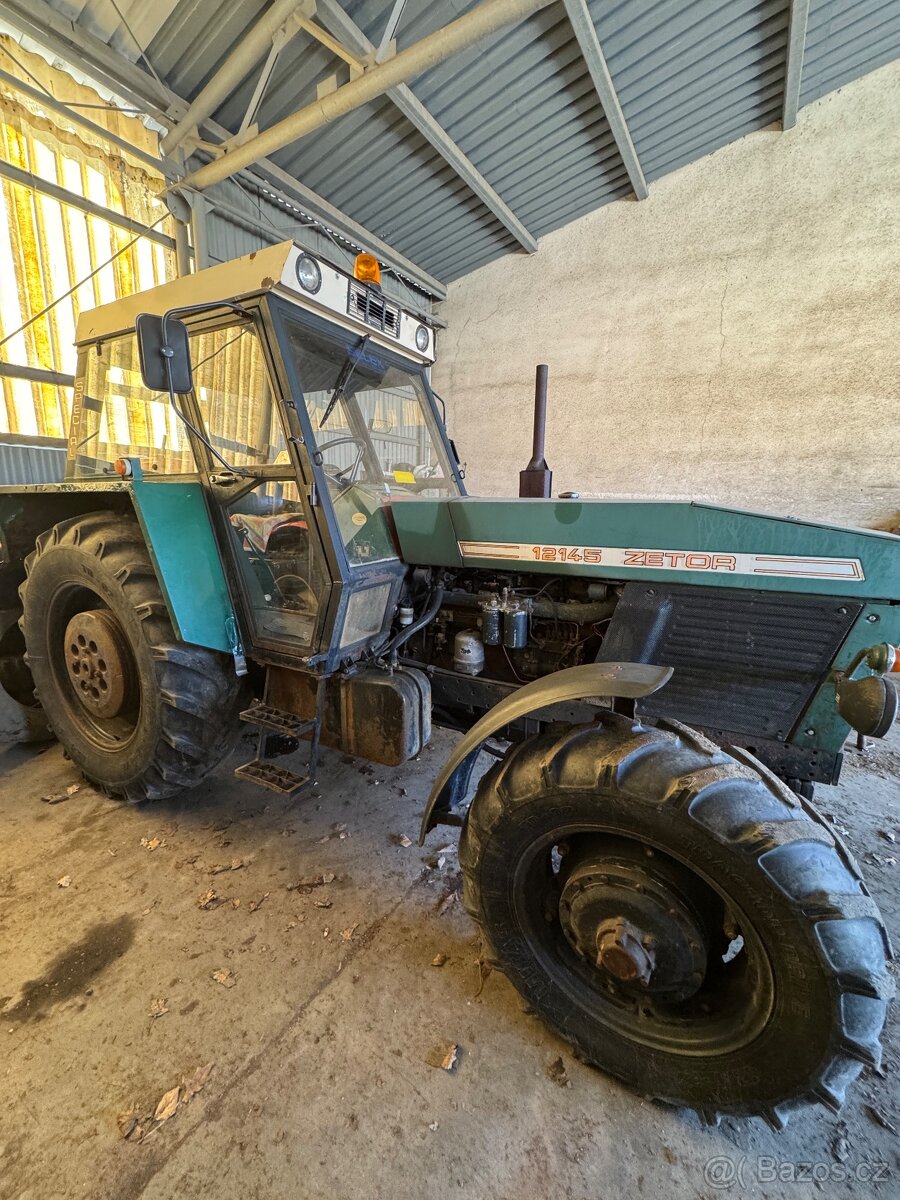 Traktor Zetor 12145