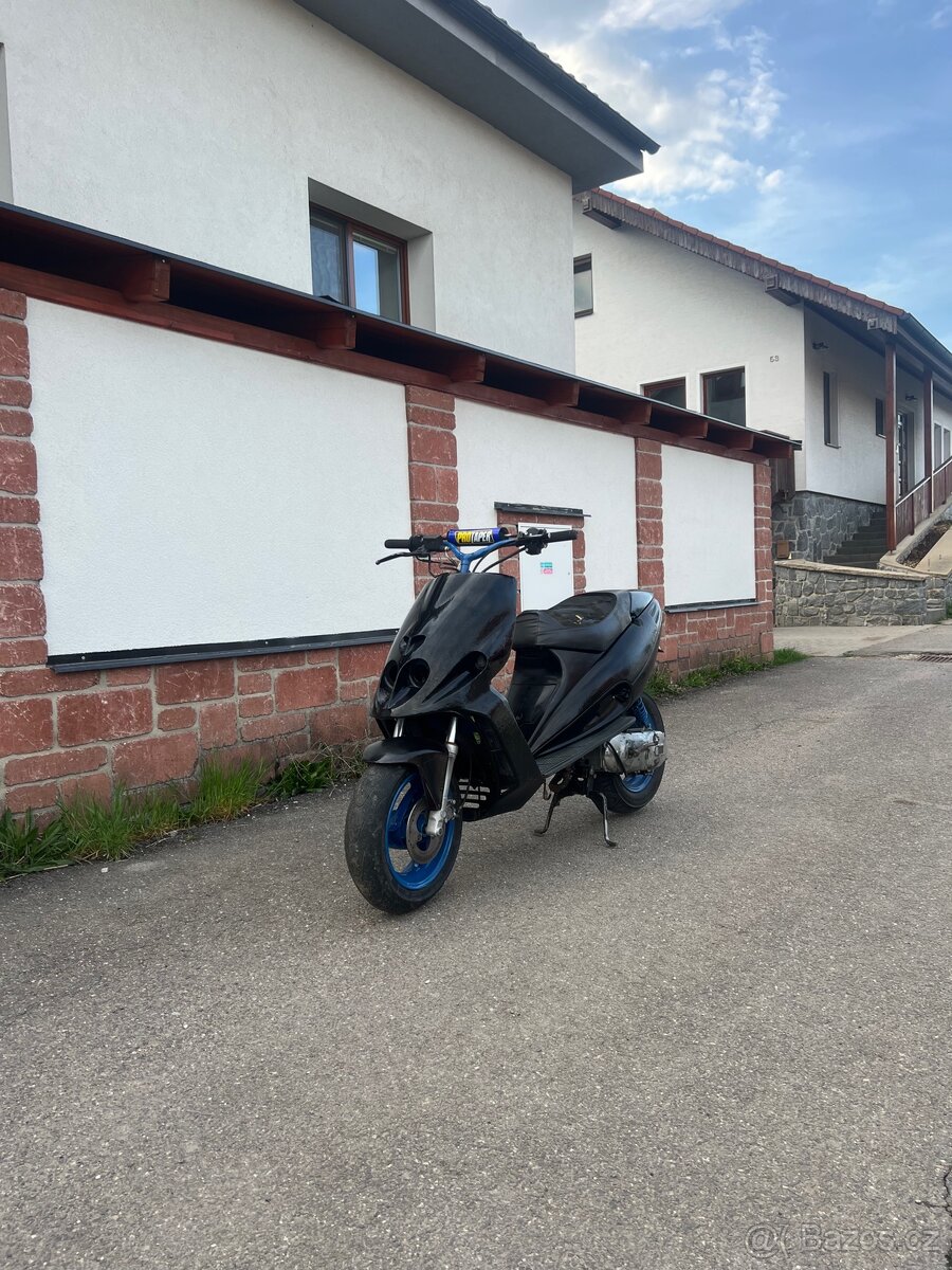 Malaguti F12
