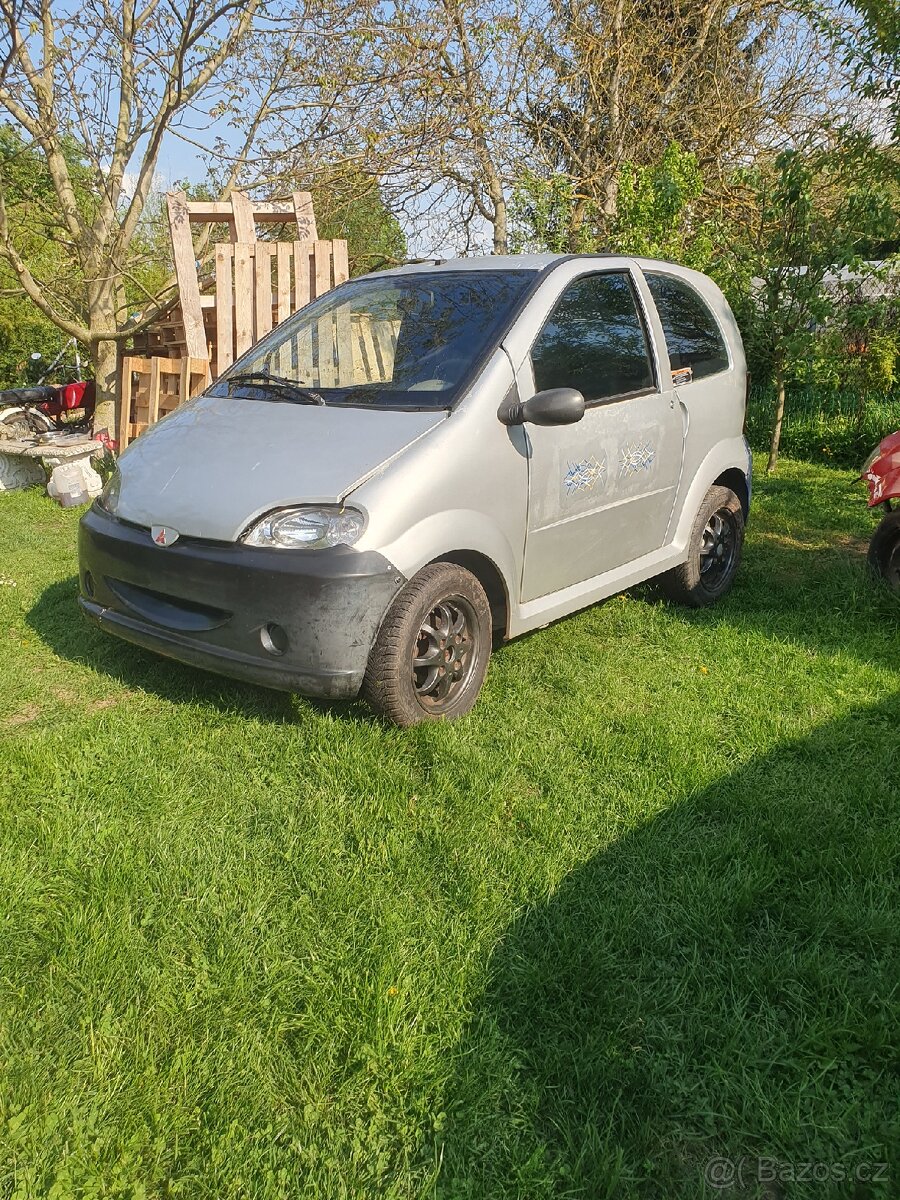 Jdm Albizia ( auto od 15 let )
