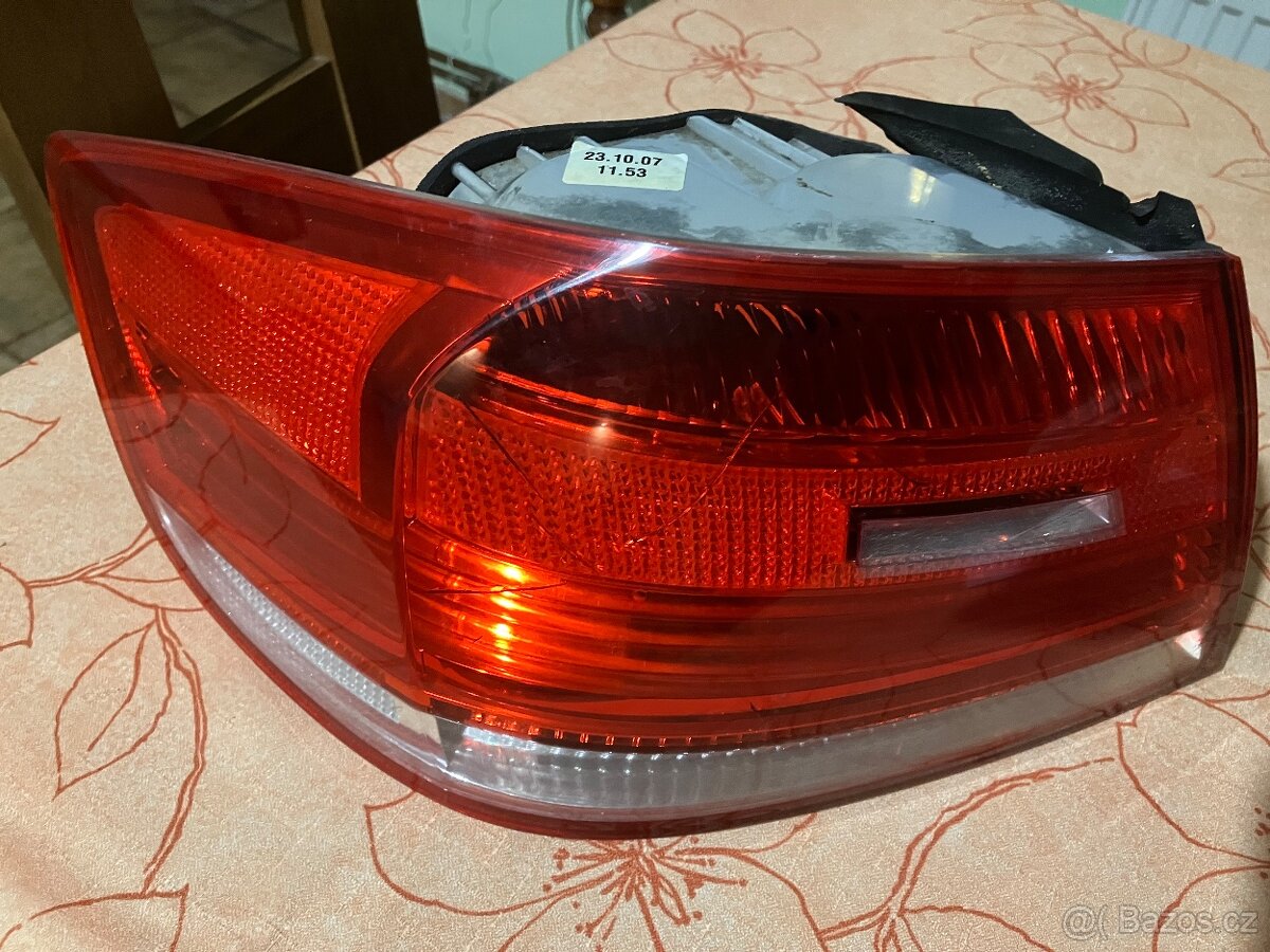 Zadní světlo na bmw 320d coupe