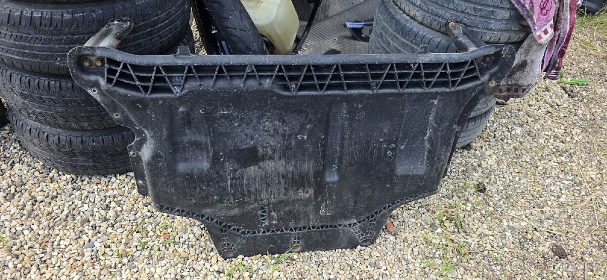 Octavia 3 scaut kryt pod motor 4x4