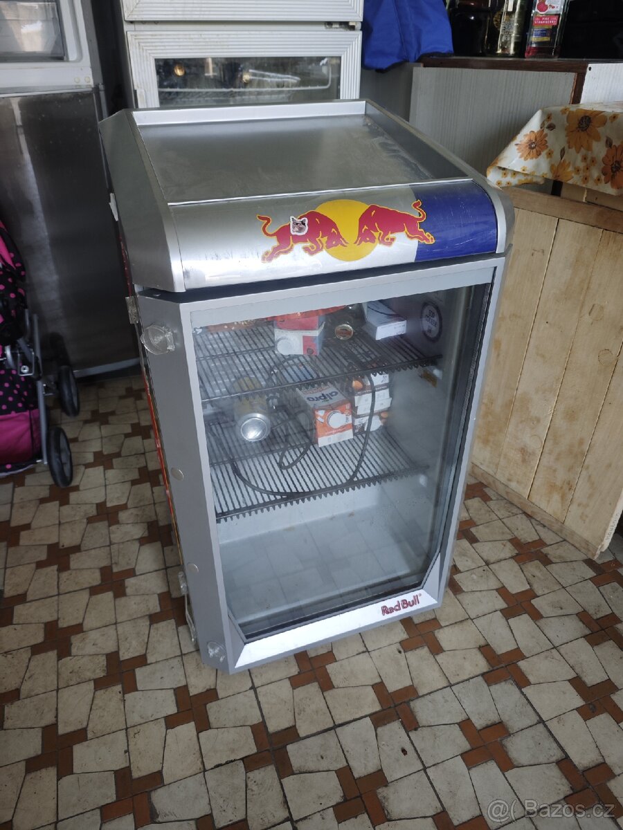 Redbull lednička