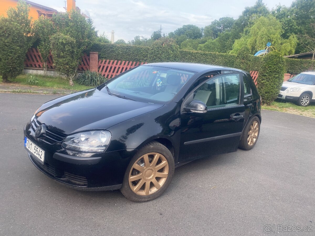 Prodám VW Golf 2004