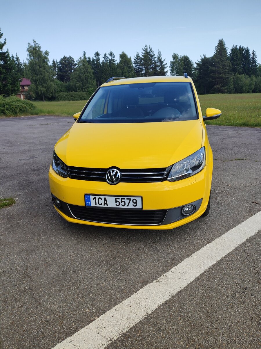 Volkswagen Touran Comfortline, 2.0 TDI r.v. 2012