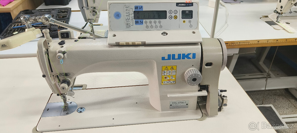 Průmyslový automatický šicí stroj Juki DDL-8700-7