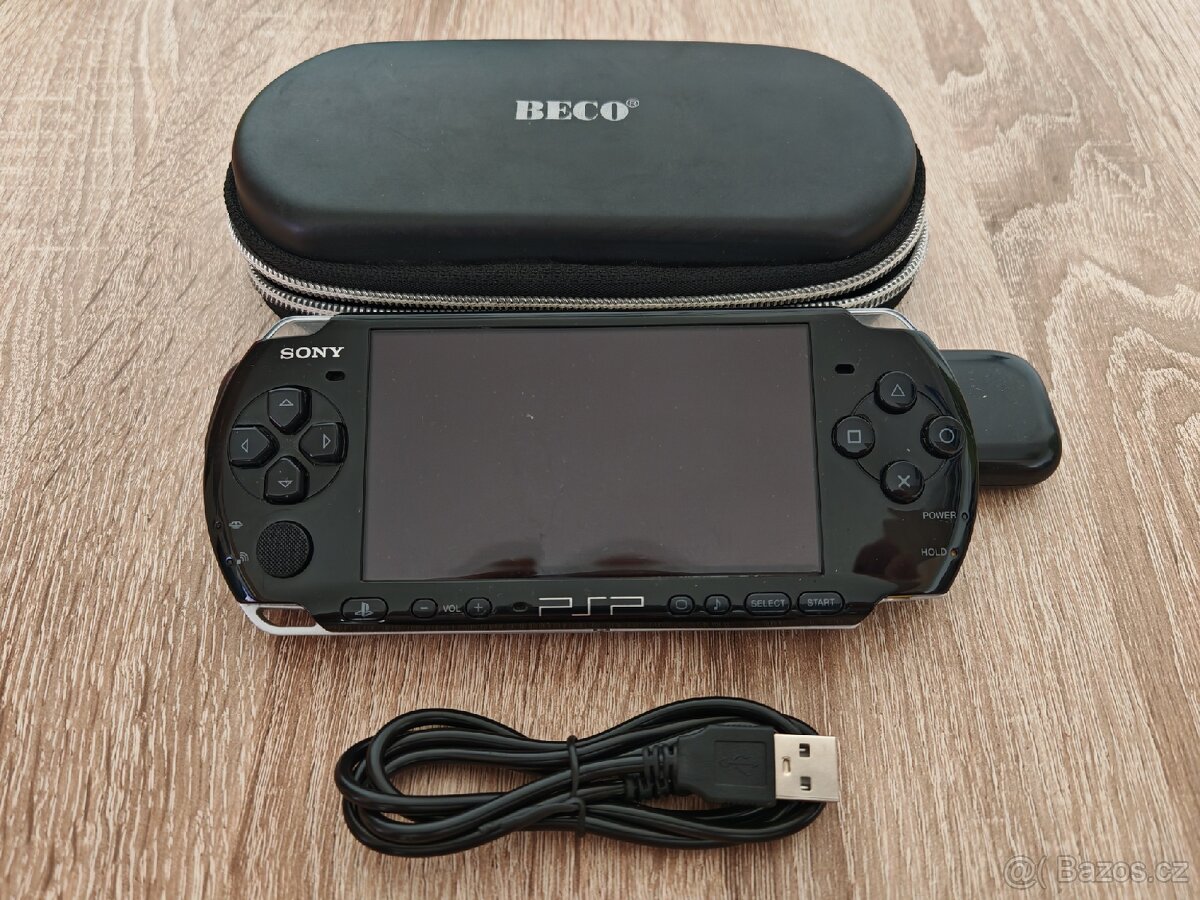 PlayStation psp 3004 black