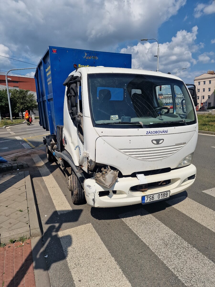 Avia D90 motor Cumins