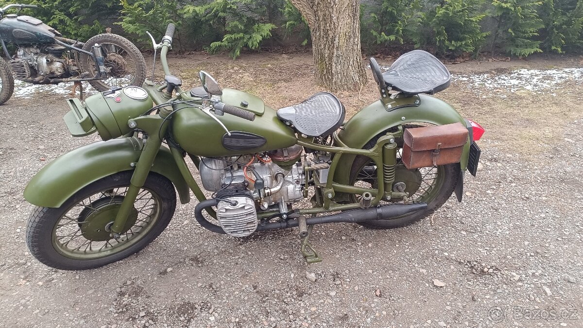 Dněpr K750