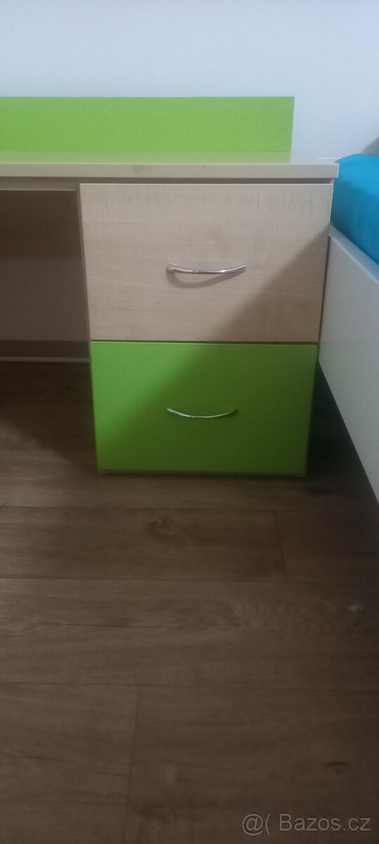 Dětský stolek + židlička