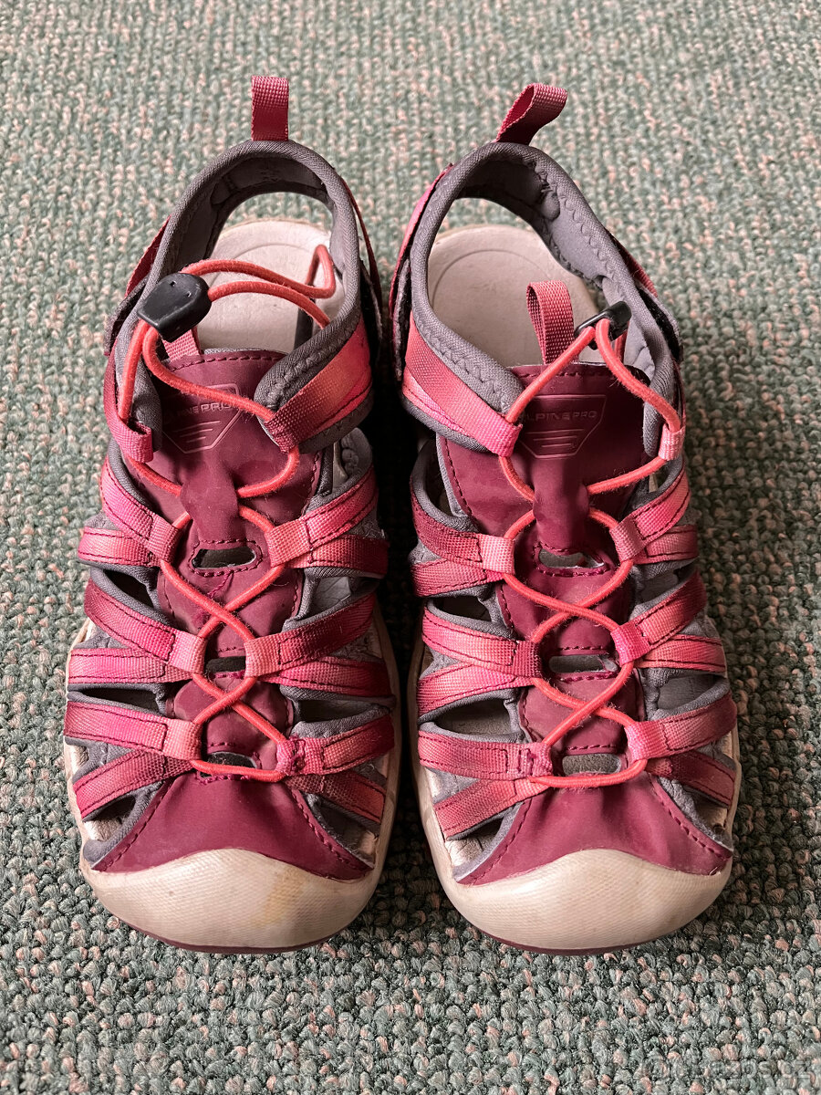 Dětské sandále dívčí Alpine Pro EUR 36