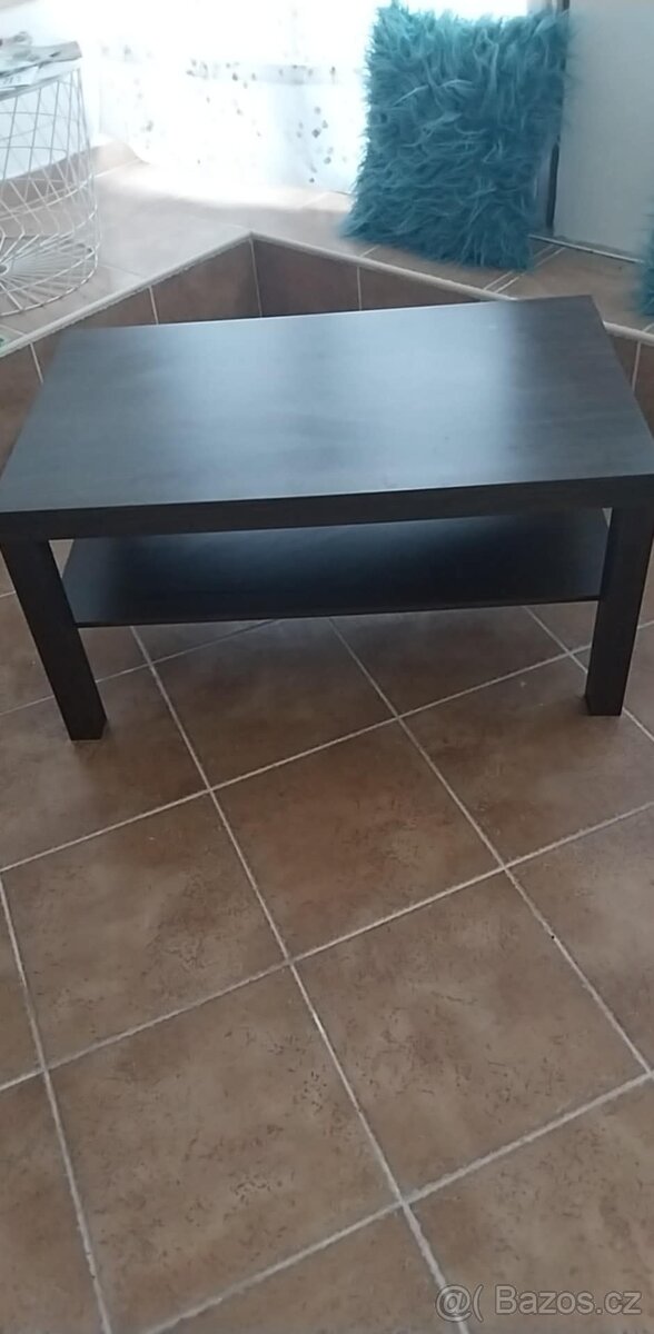 Konferenční stolek