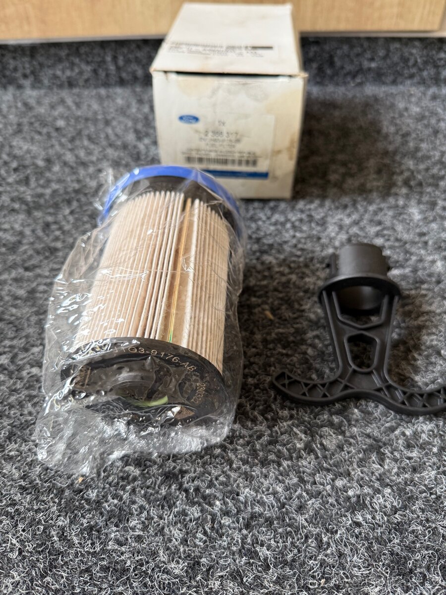 Palivový filtr Ford 2366317