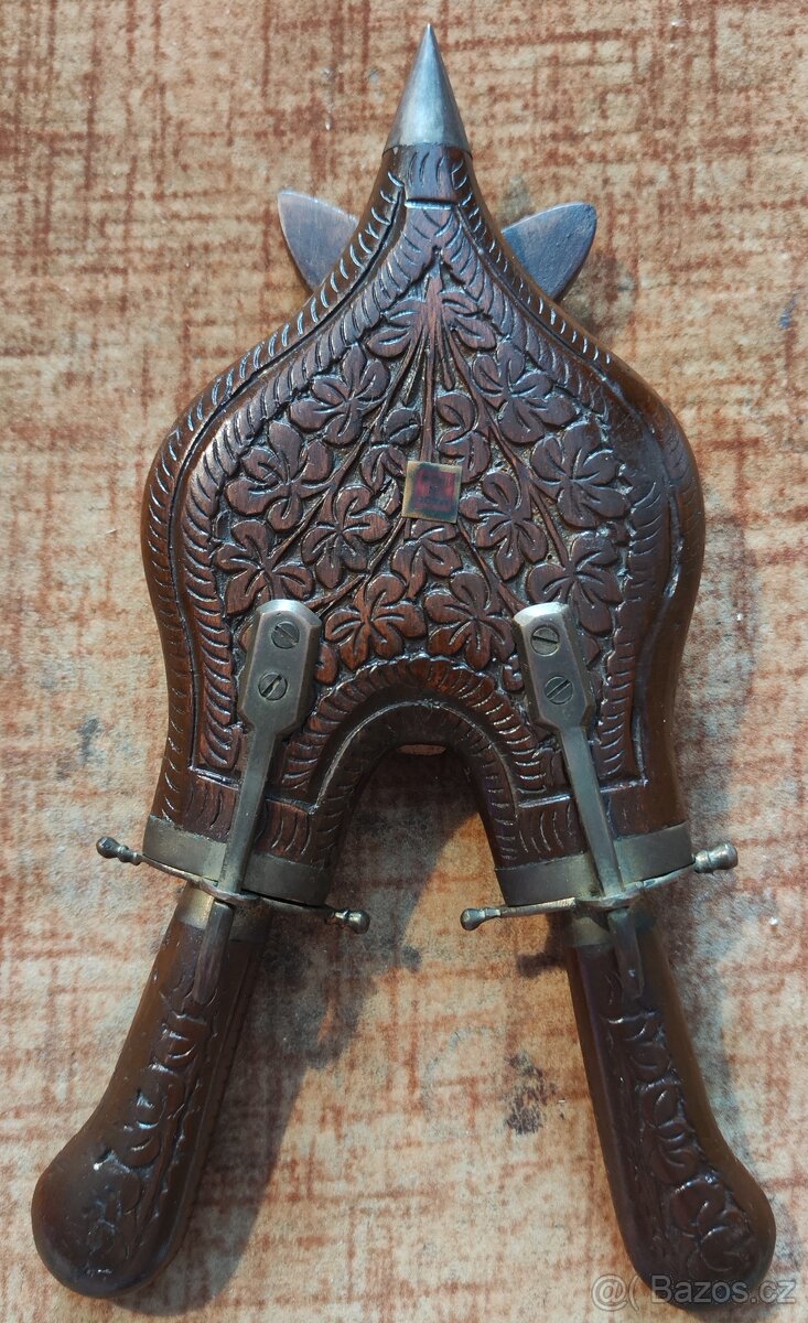 Starožitný indický set nože a vidličky na maso