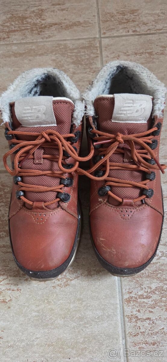 Zimní kožené pánské boty New Balance - 41,5 EU