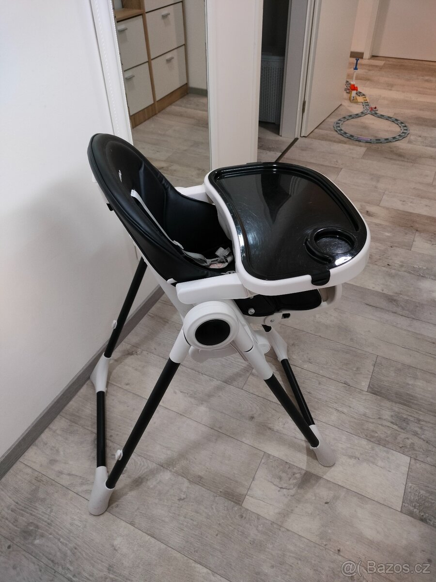 Dětská jídelní židlička