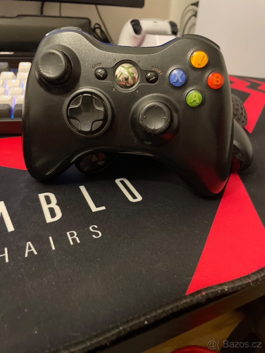 Xbox 360 ovladač