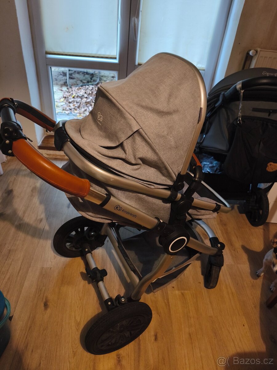 Sportovní kočárek