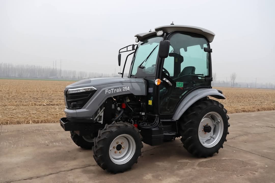 Traktor malotraktor