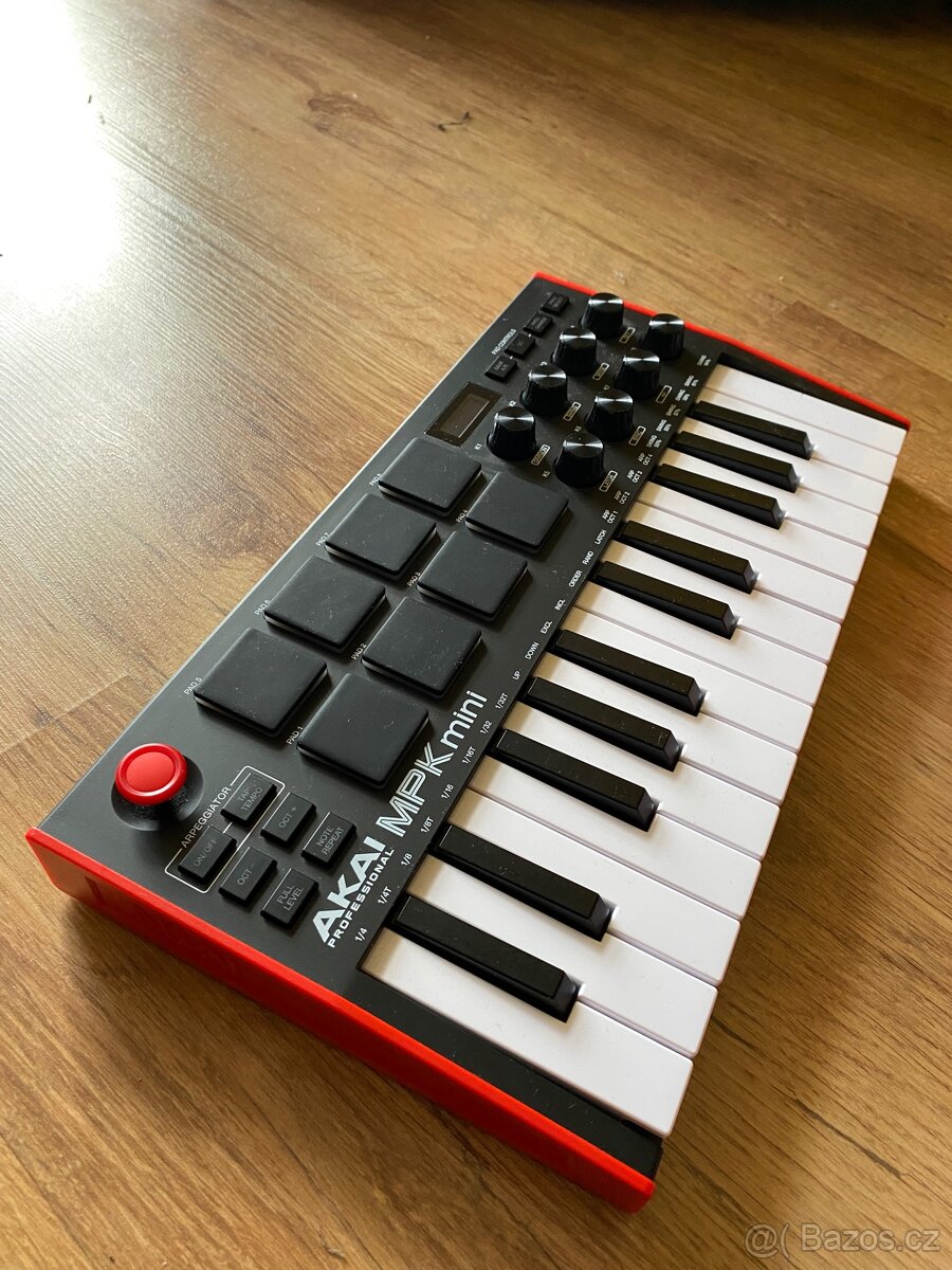 MIDI klávesy AKAI MPK Mini