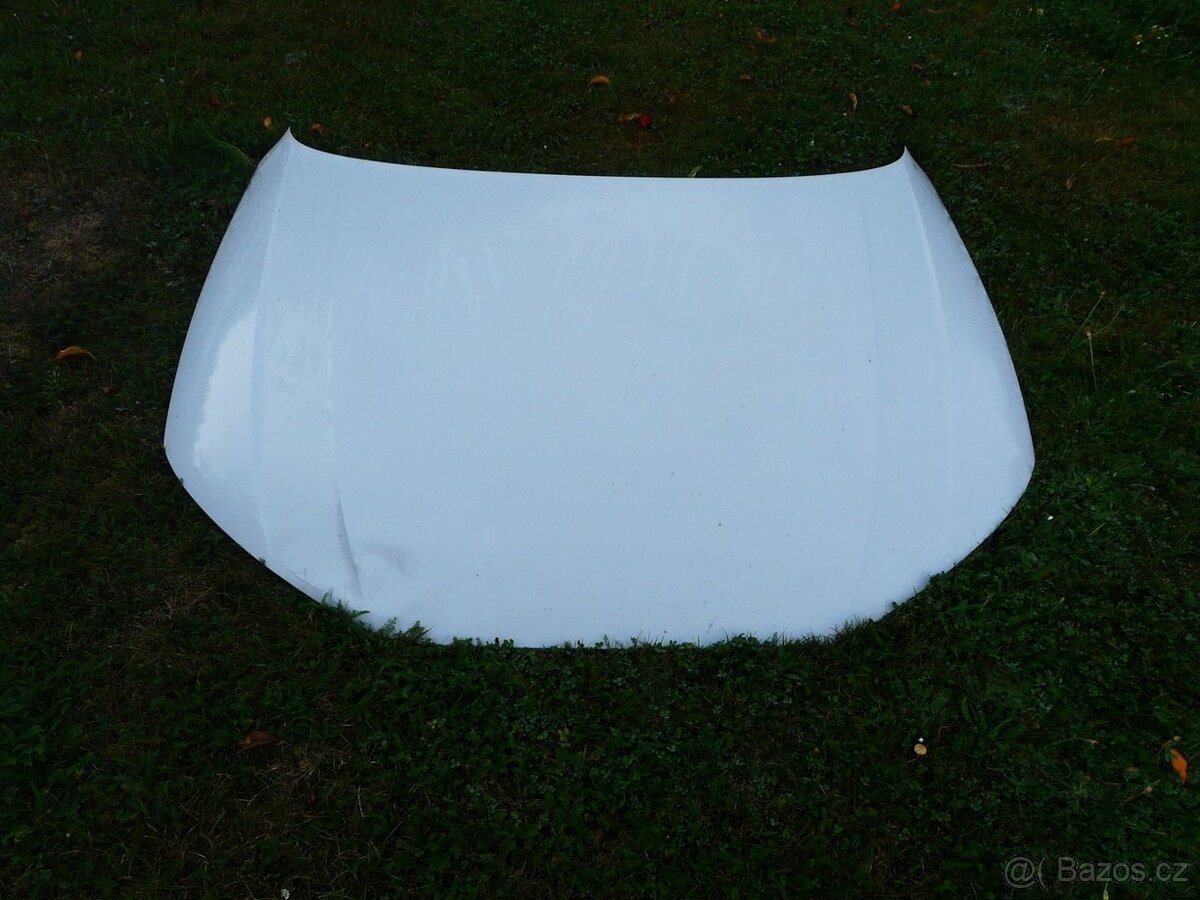 AUDI A4 KAPOTA 8W0