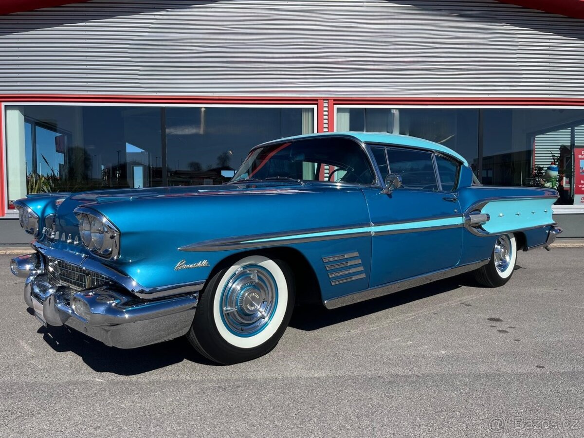 1958 Pontiac Bonneville Sportcoupe