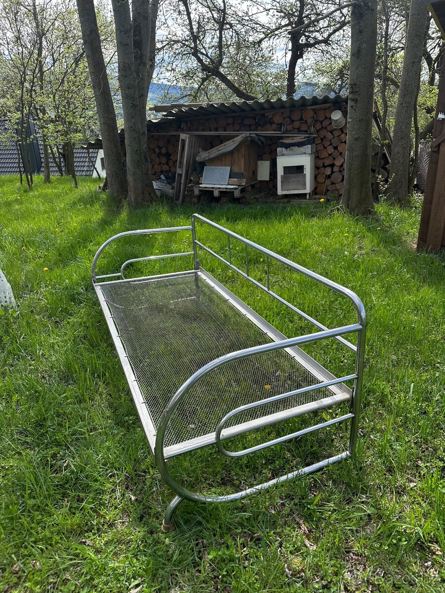 Gauč trubkový retro