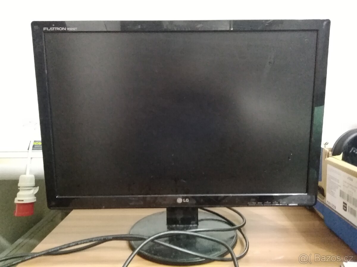 LG monitor