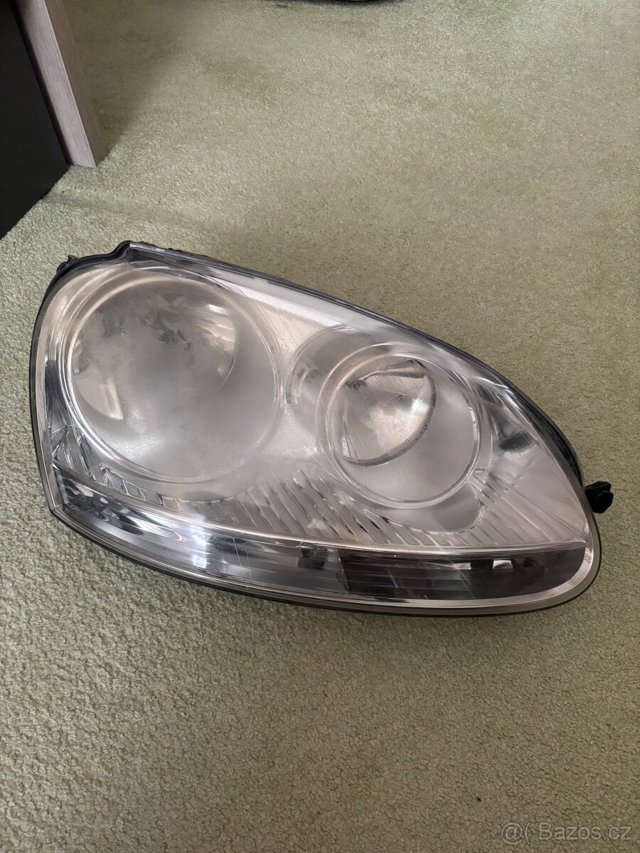Světlo Golf 5 - halogen (originál)