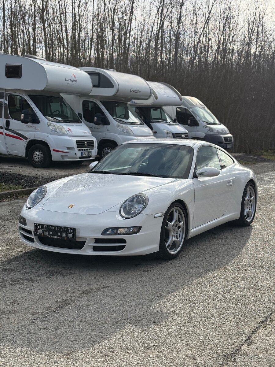 Porsche 911 Carrera