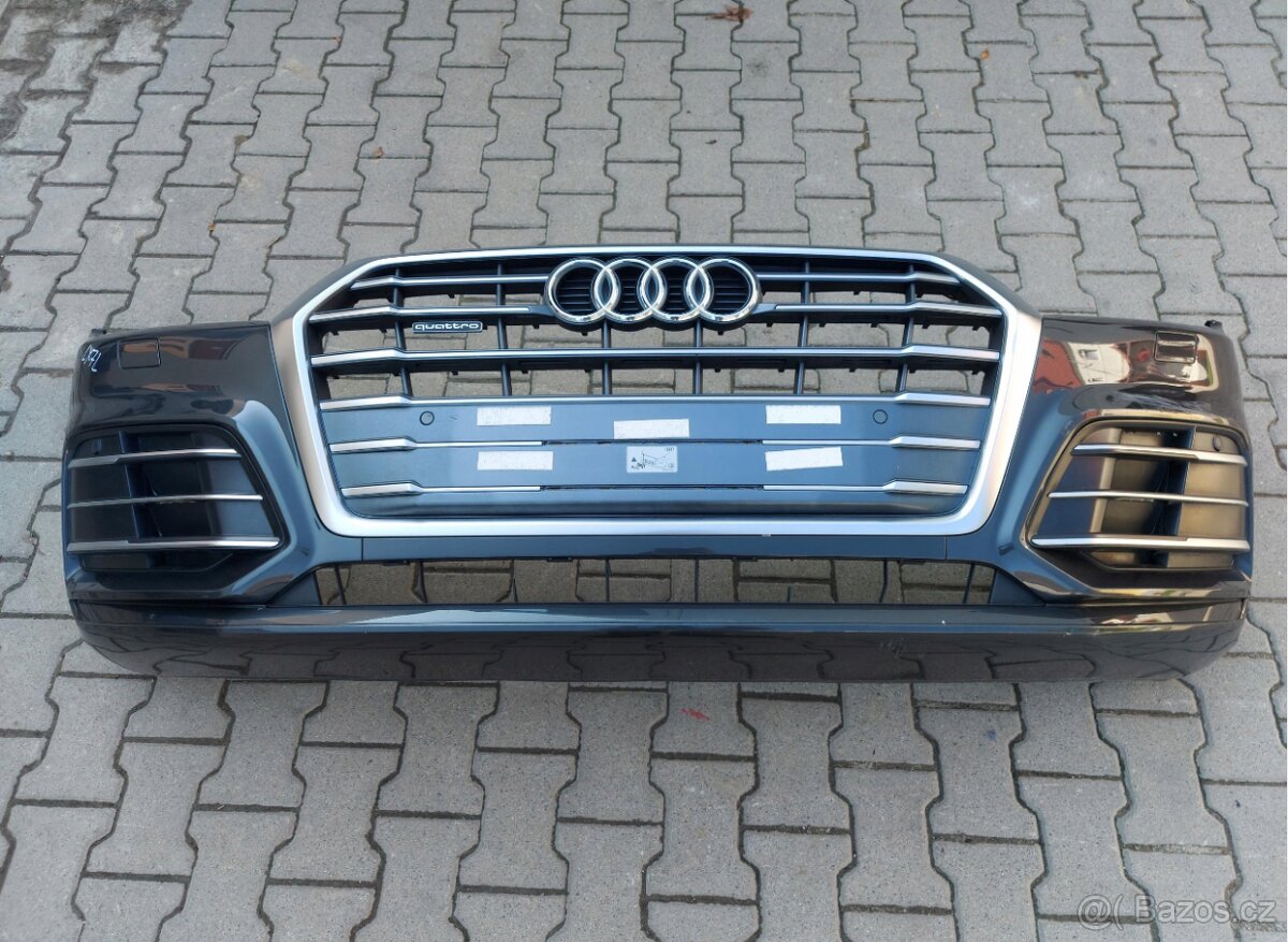 Audi Q5 80A 45 TFSI Kompletní mřížka přední nárazník LX7L