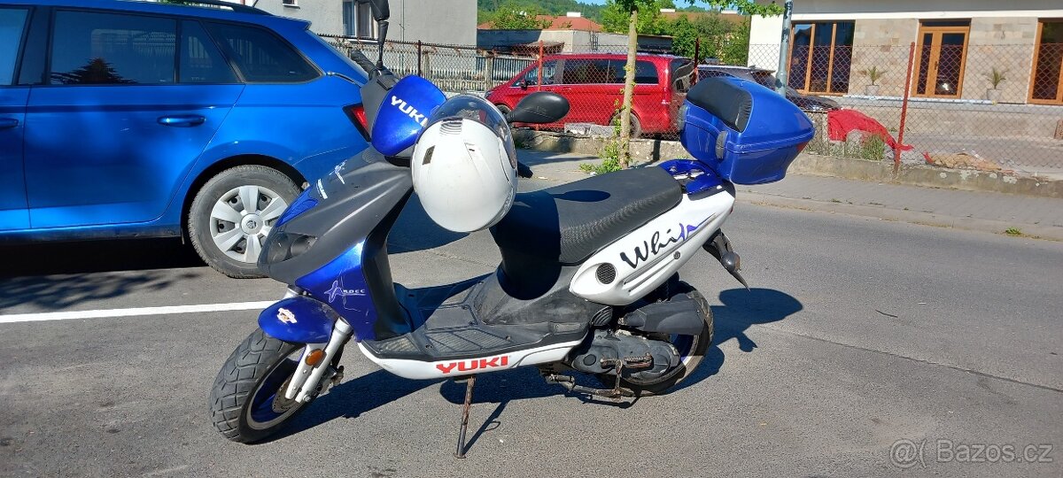 Prodam Skutr yuki 50 whit 4T.