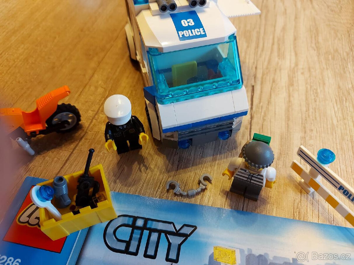 Lego City 7286 Přeprava vězně