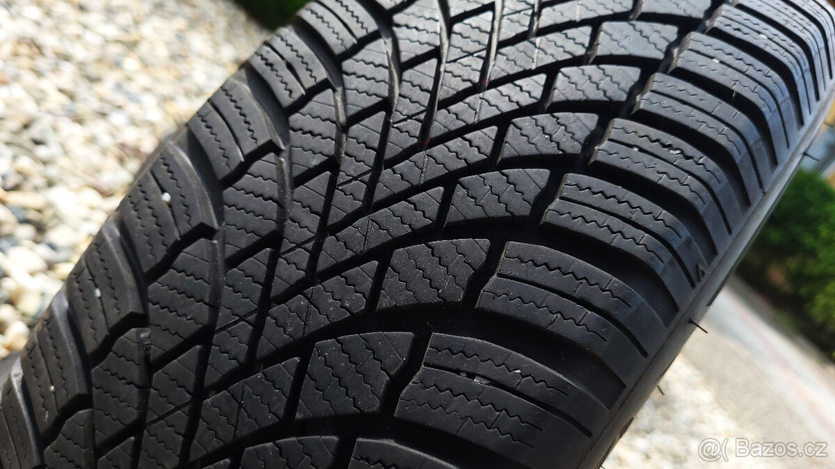 Zánovní zimní pneu Bridgestone 175/65/15 XL, sada