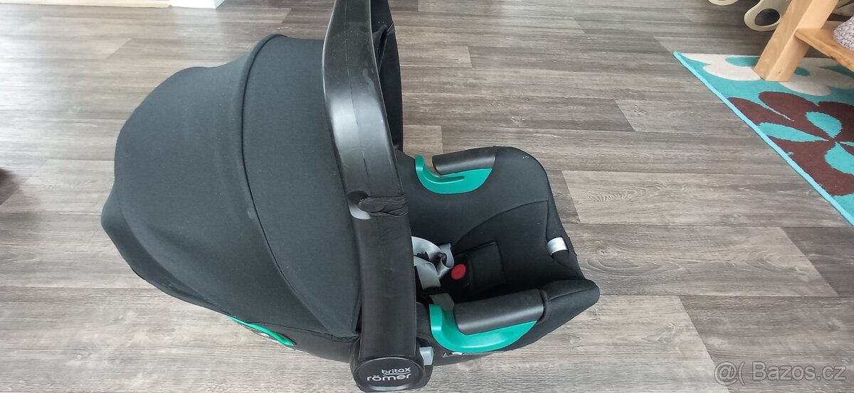 dětská sedačka (vajíčko)britax romer baby - safe 3 i - size